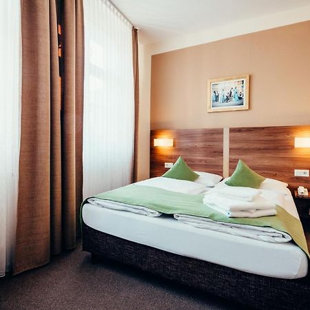 Hotel Adler Eichstätt Buitenkant foto