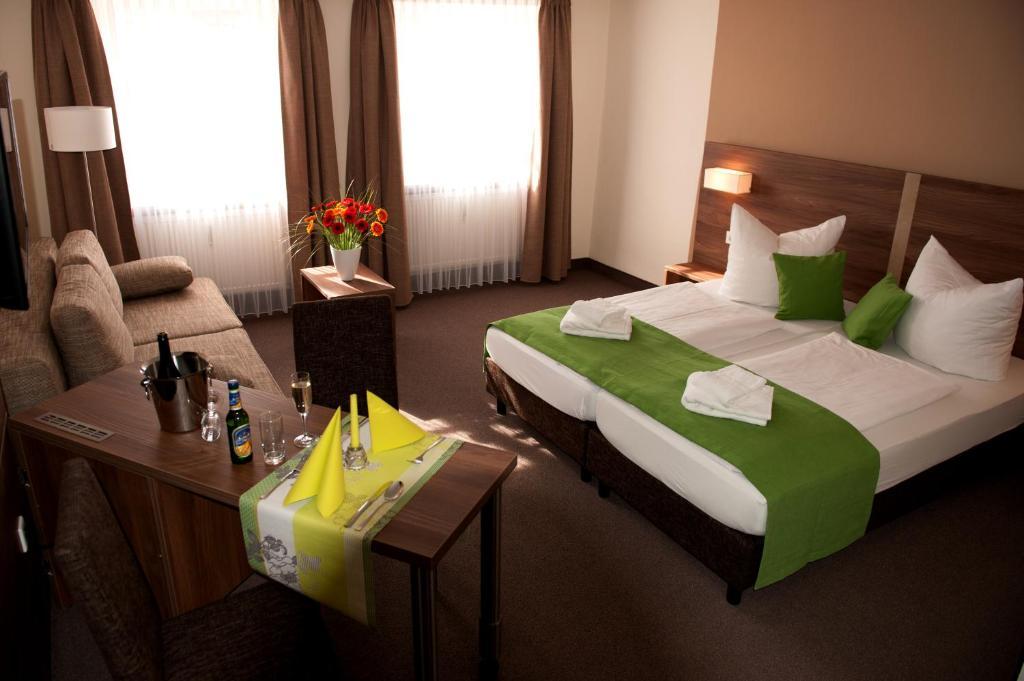 Hotel Adler Eichstätt Kamer foto