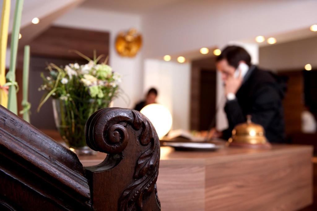 Hotel Adler Eichstätt Buitenkant foto