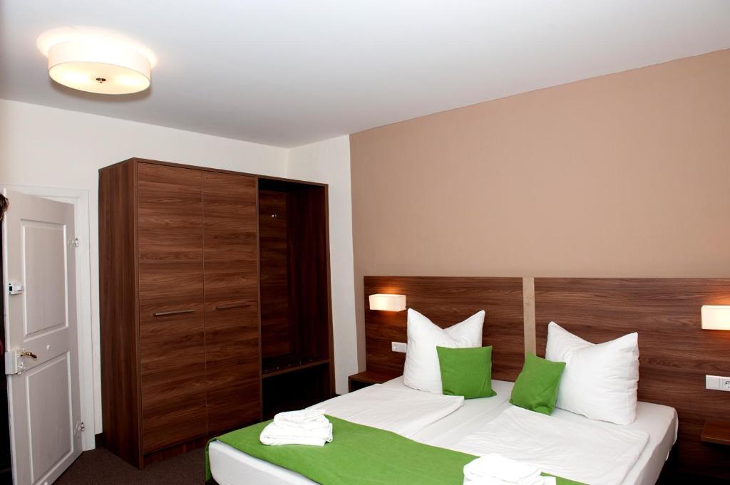 Hotel Adler Eichstätt Kamer foto