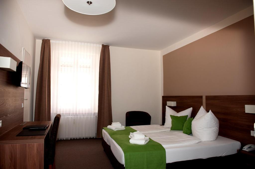Hotel Adler Eichstätt Kamer foto