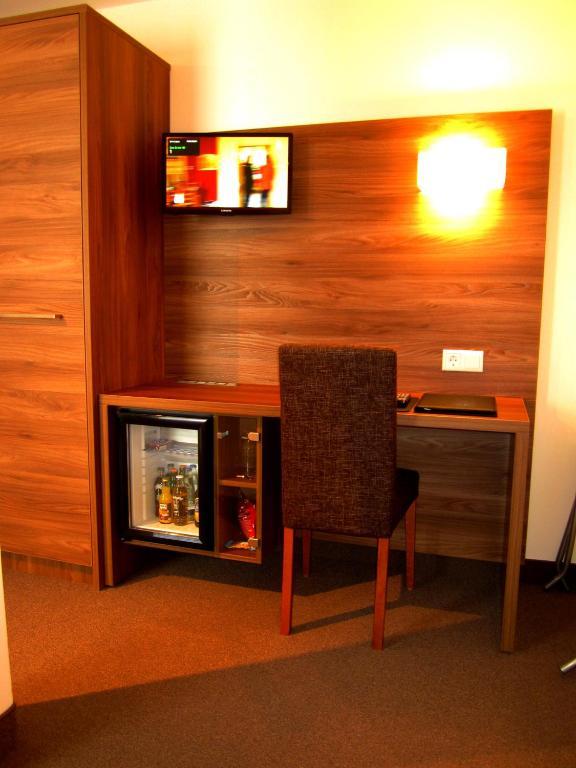 Hotel Adler Eichstätt Kamer foto