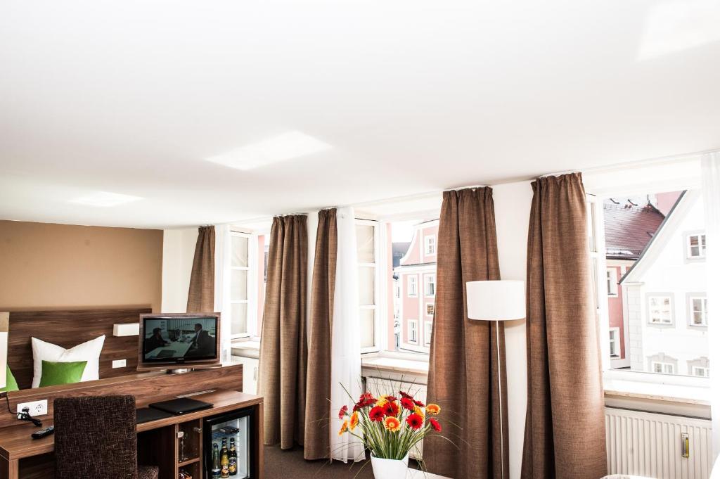 Hotel Adler Eichstätt Kamer foto