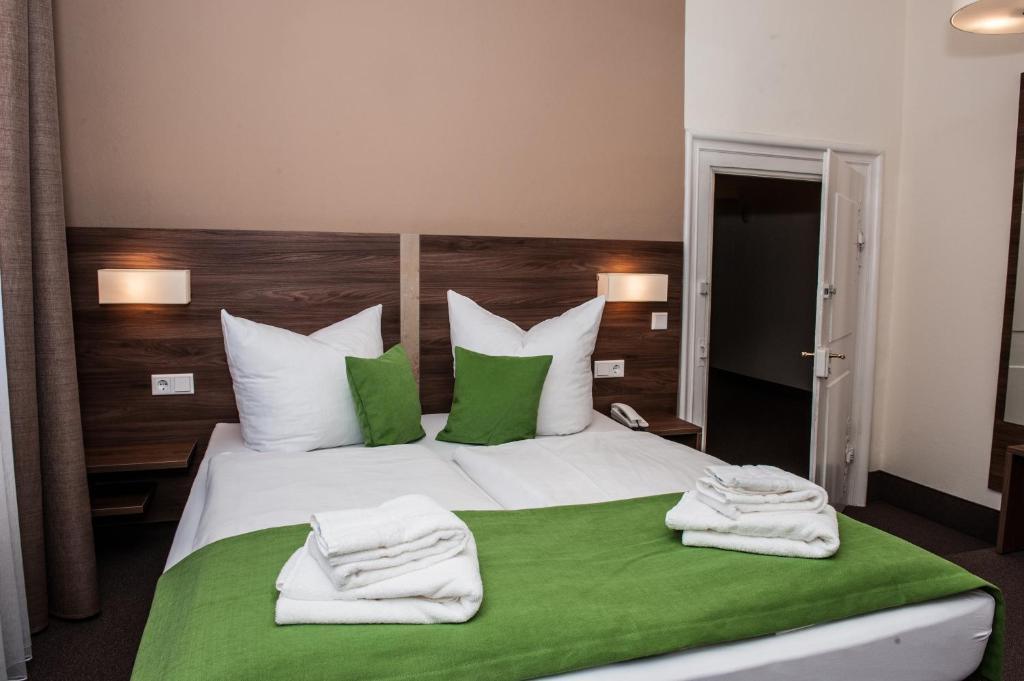 Hotel Adler Eichstätt Kamer foto